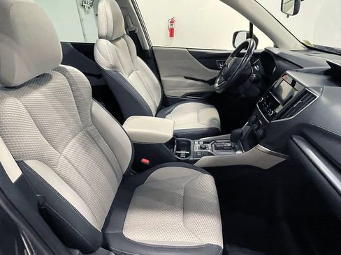 Used 2023 Subaru Forester Premium AWD/4WD image 27