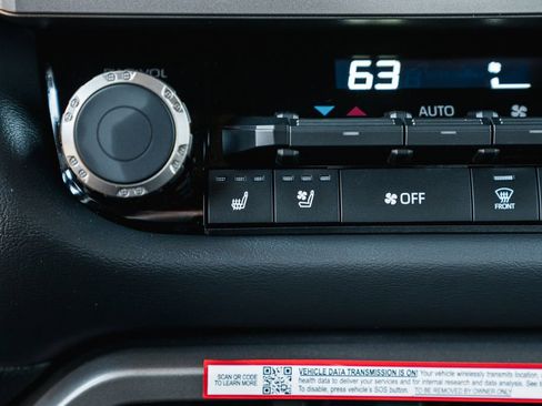 Used 2026 Toyota Tundra Platinum w/ TRD Off-Road Package image 19