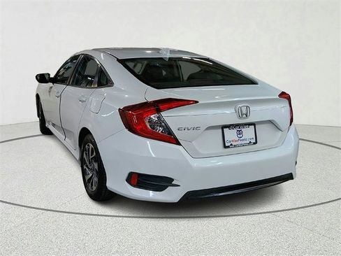 Used 2018 Honda Civic EX image 4