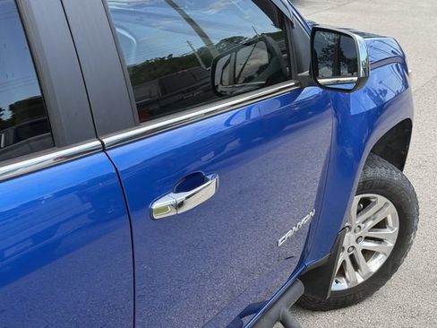 Used 2018 GMC Canyon SLT w/ Driver Alert Package RWD image 9