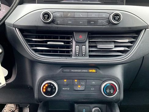 Used 2020 Ford Escape S image 15