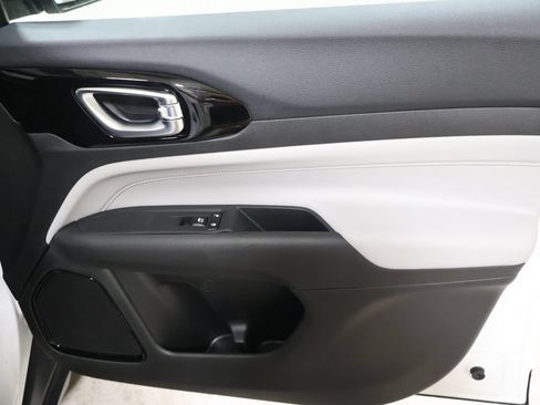 New 2026 Jeep Compass Limited AWD/4WD image 18