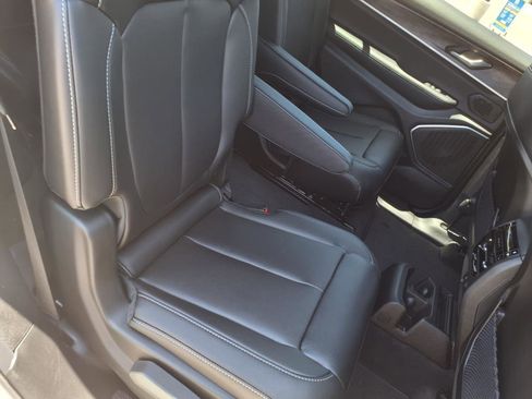 New 2025 Jeep Grand Cherokee L Limited w/ Black Appearance Package image 9