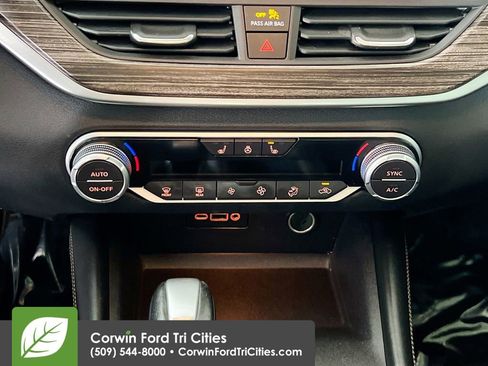 Used 2019 Nissan Altima 2.5 SL image 9