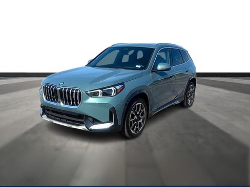 Used 2025 BMW X1 xDrive28i w/ Technology Package AWD/4WD image 1