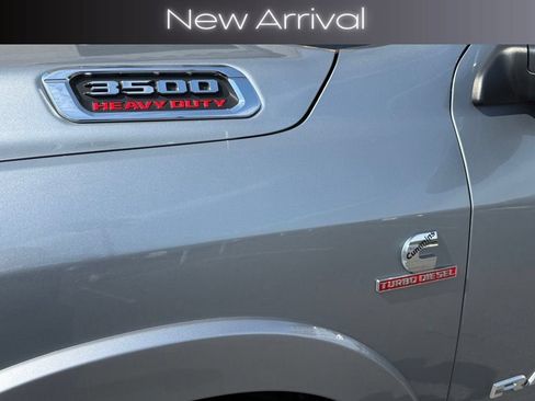 Used 2021 RAM 3500 Laramie AWD/4WD image 4
