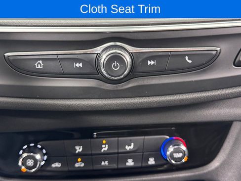Used 2018 Buick Regal Preferred FWD image 23