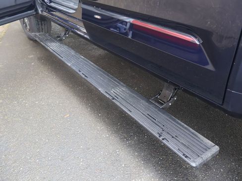 New 2025 Toyota Tundra Platinum image 38