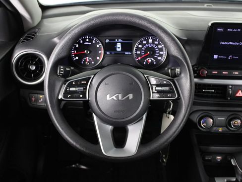 Used 2023 Kia Forte LXS w/ LXS Technology Package FWD image 9