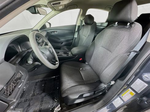 Certified 2025 Honda Accord LX image 11