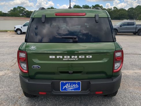 Certified 2023 Ford Bronco Sport Outer Banks w/ Tech Package AWD/4WD image 4