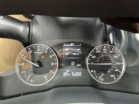 Used 2024 Subaru Crosstrek 2.0i Premium w/ Popular Package #3 image 15