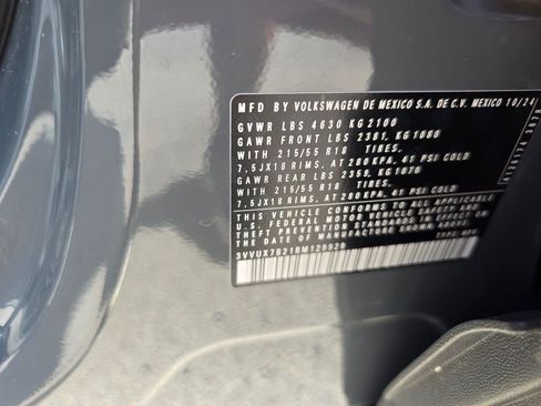 Used 2024 Volkswagen Taos SE AWD/4WD image 14