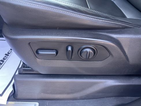 Used 2020 Chevrolet Silverado 1500 RST image 19