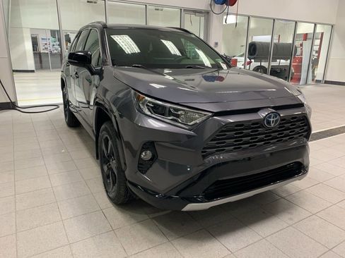 Used 2021 Toyota RAV4 XSE w/ XSE Grade Weather Package image 1