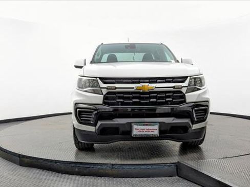 Used 2022 Chevrolet Colorado LT w/ Fleet Safety Package image 12