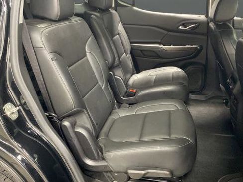 Used 2021 GMC Acadia SLT w/ Elevation Edition AWD/4WD image 25