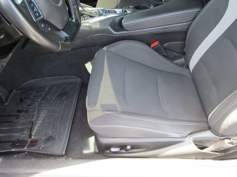 Certified 2023 Chevrolet Camaro LT RWD image 13