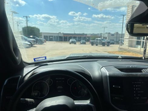 Used 2022 RAM 1500 Big Horn AWD/4WD image 15