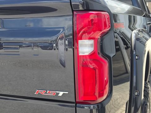 Certified 2022 Chevrolet Silverado 1500 RST w/ Convenience Package II AWD/4WD image 8
