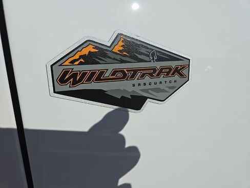 Used 2024 Ford Bronco Wildtrak image 9
