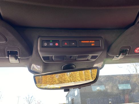 Used 2024 Chevrolet Corvette Stingray Premium Cpe w/ Z51 Performance Package image 25