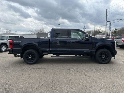 Used 2024 Ford F250 XLT w/ Black Appearance Package image 10