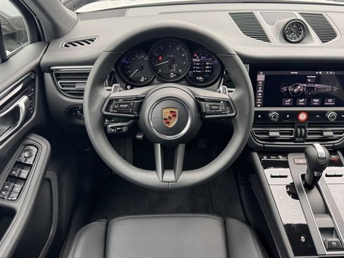 New 2026 Porsche Macan image 17