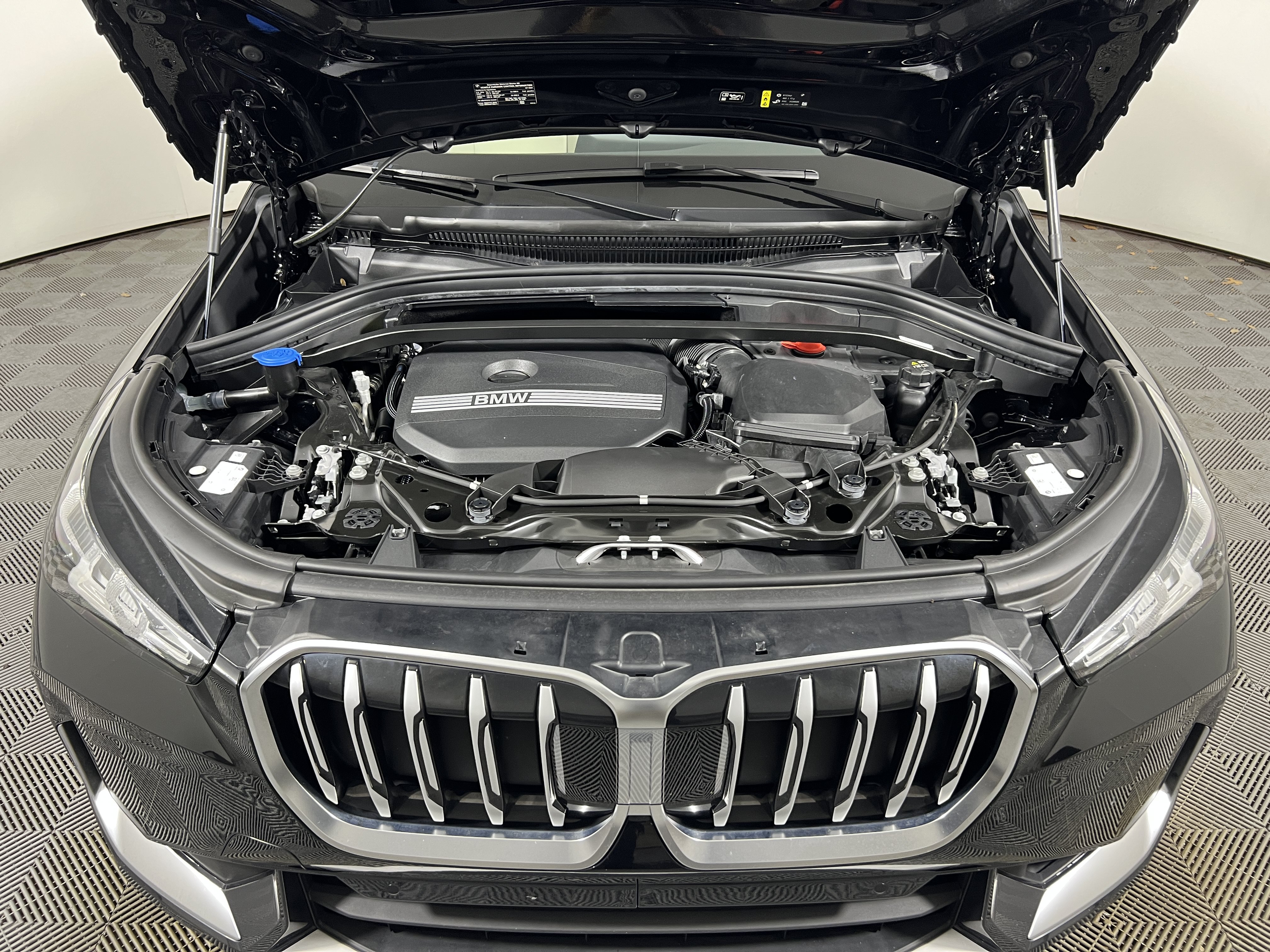 Used 2024 BMW X1 xDrive28i w/ Convenience Package AWD/4WD image 20