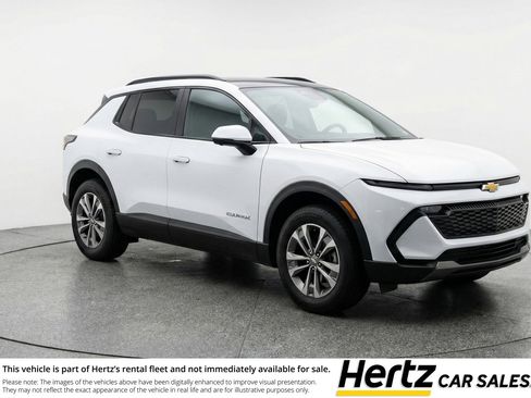 Used 2025 Chevrolet Equinox LT image 1