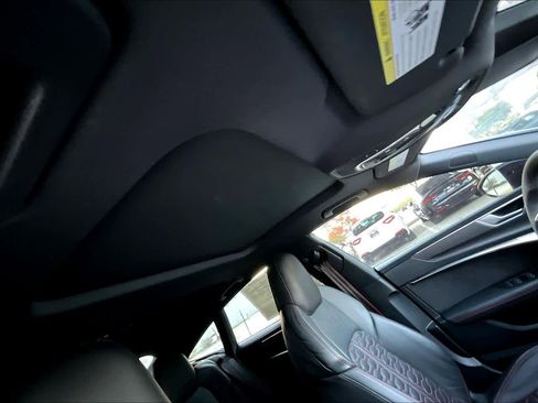 Used 2022 Audi RS 7 Sportback image 12