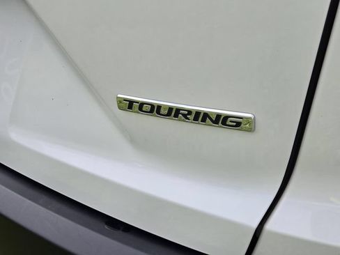 Used 2019 Honda CR-V Touring image 6