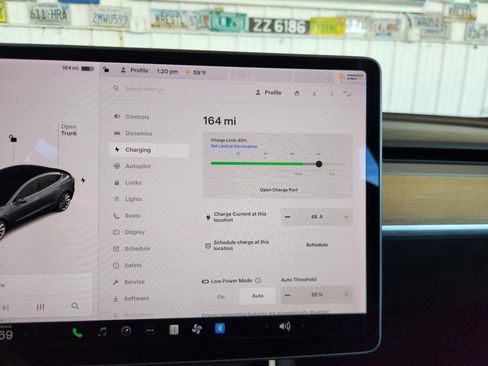 Used 2018 Tesla Model 3 Long Range image 11