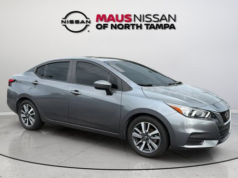 Used 2020 Nissan Versa SV FWD image 14