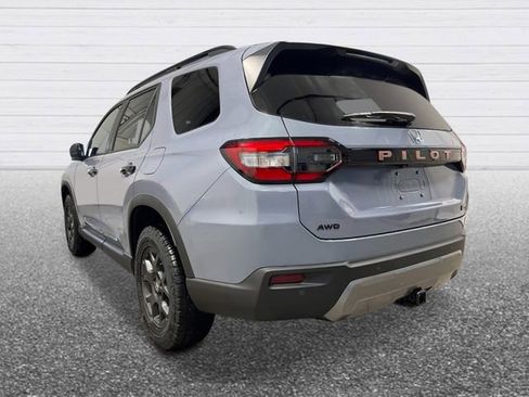 New 2026 Honda Pilot TrailSport image 3