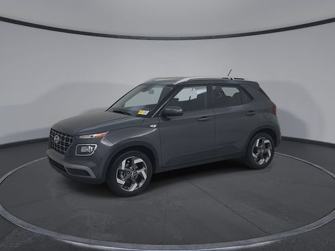 Used 2025 Hyundai Venue SEL FWD image 7
