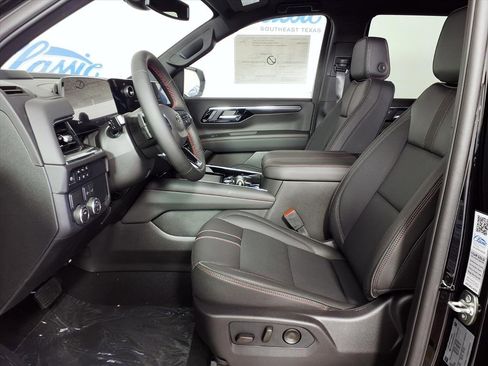 Used 2026 Chevrolet Tahoe RST w/ Comfort Package image 16