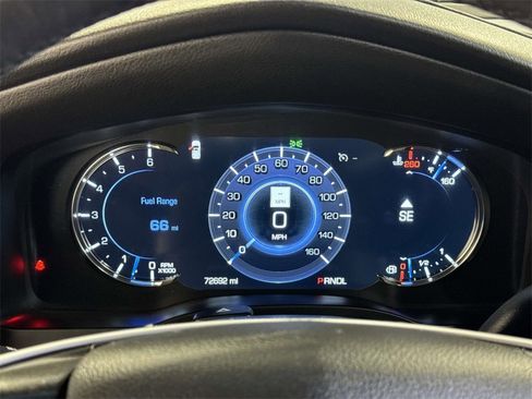 Used 2019 Cadillac Escalade Luxury image 30