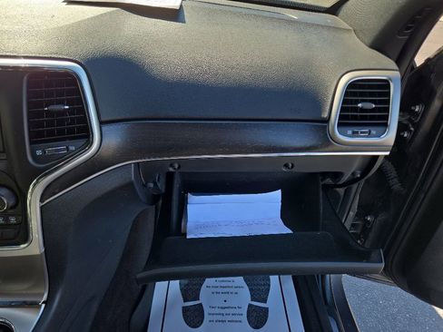 Used 2018 Jeep Grand Cherokee Limited w/ Luxury Group II AWD/4WD image 39