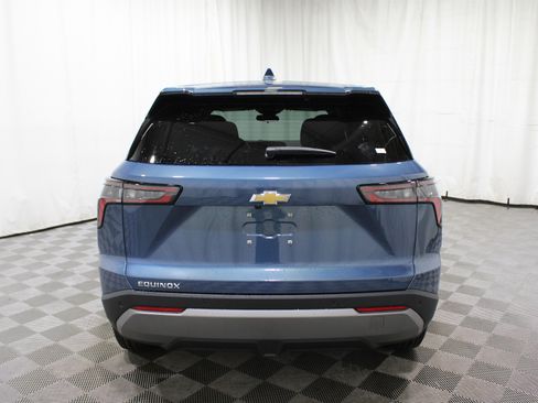 New 2026 Chevrolet Equinox LT image 35