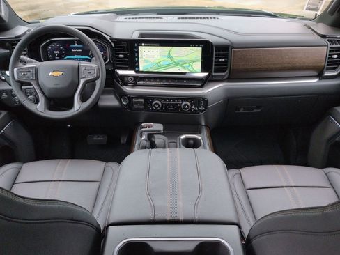 Certified 2026 Chevrolet Silverado 1500 High Country w/ Technology Package image 22