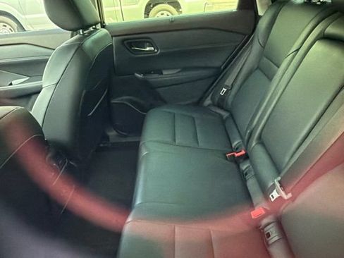 Used 2023 Nissan Rogue SV w/ SV Premium B Package AWD/4WD image 8