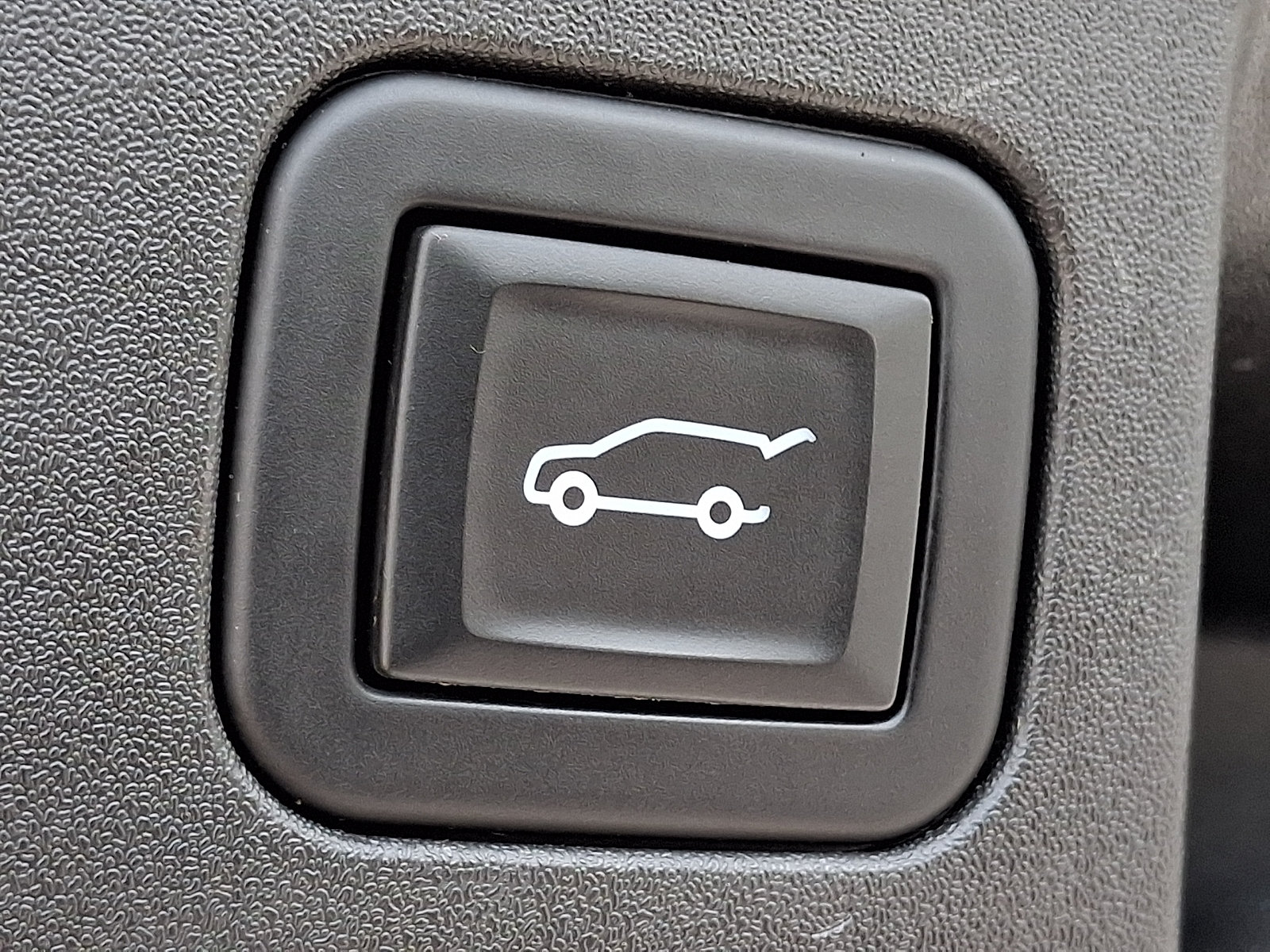 Used 2023 Buick Envision Preferred AWD/4WD image 30