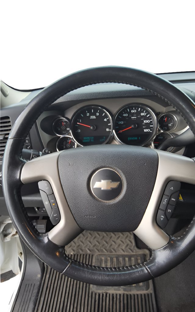 Used 2010 Chevrolet Silverado 2500 LT w/ Interior Plus Package AWD/4WD image 10