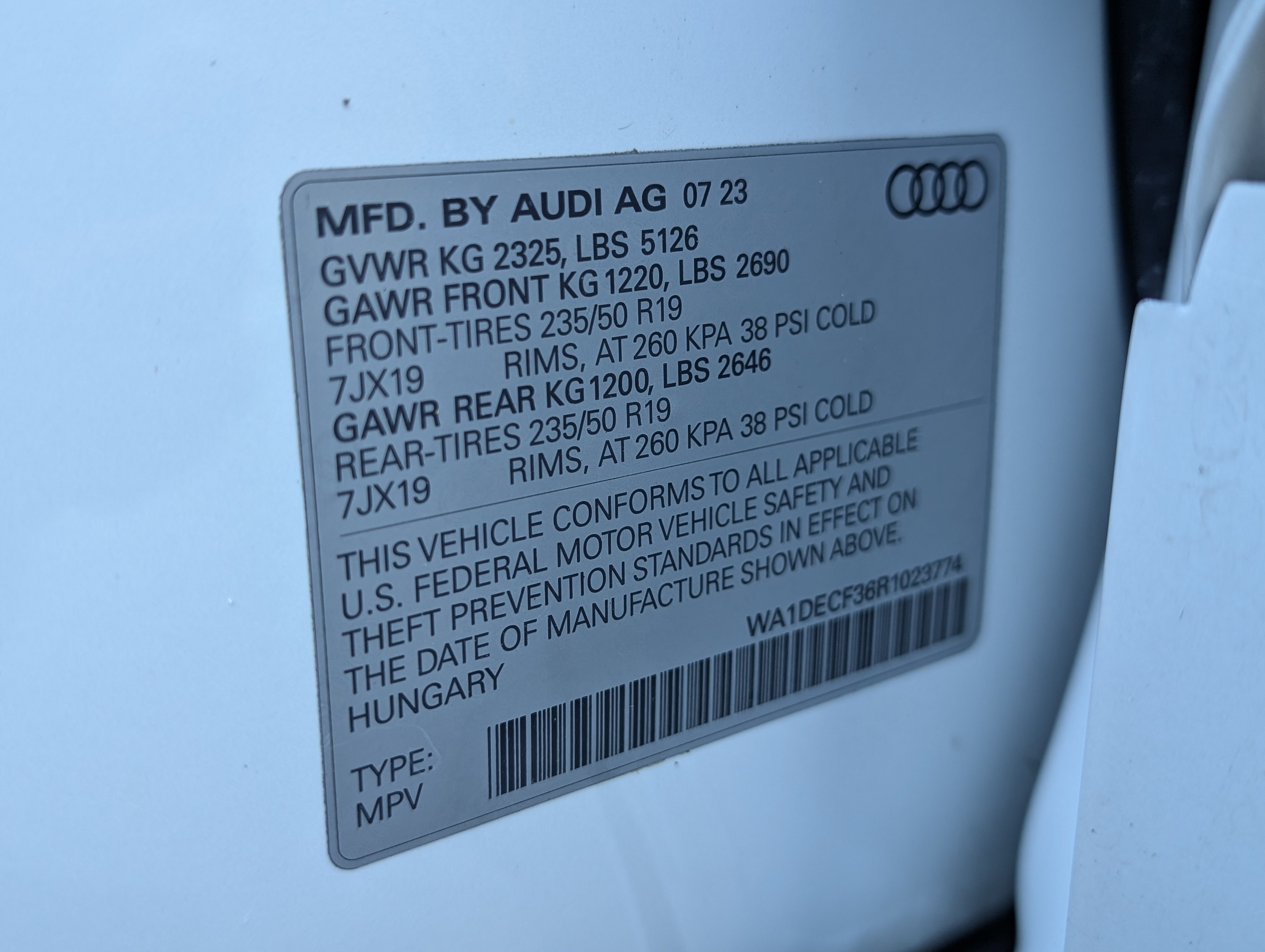 Used 2024 Audi Q3 2.0T Premium w/ Convenience Package AWD/4WD image 37