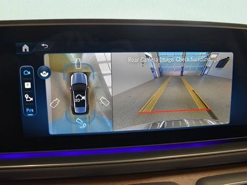 Used 2025 Mercedes-Benz GLE 350 4MATIC image 29