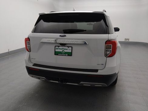 Used 2020 Ford Explorer XLT w/ Equipment Group 202A image 7