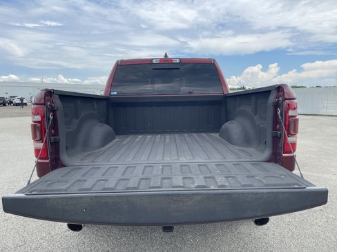 Used 2021 RAM 1500 Laramie w/ Sport Appearance Package AWD/4WD image 13