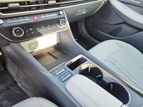 New 2024 Hyundai Sonata SEL image 18