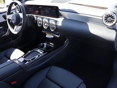 Certified 2025 Mercedes-Benz CLA 250 CLA 250 image 9